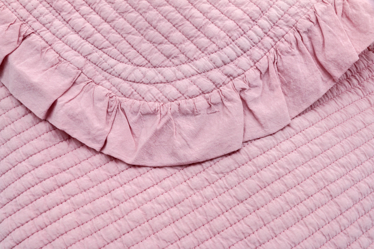 Простыня стеганая GOCHU Hub Q 155*210 розовый 2003