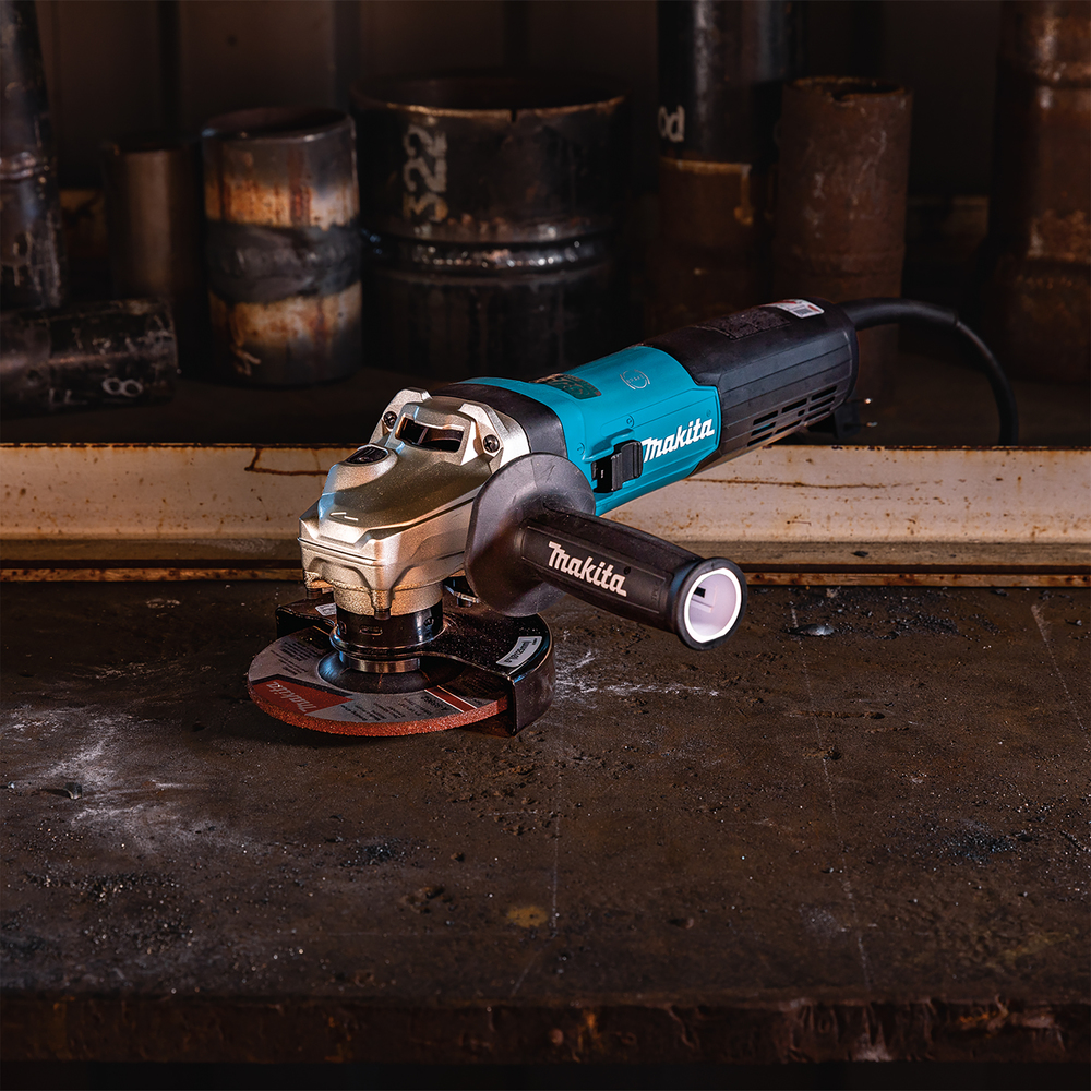 Угловая шлифовальная машина электрическая Makita GA5091X01 1900 Вт, 125 мм, 2800-11500 об/мин