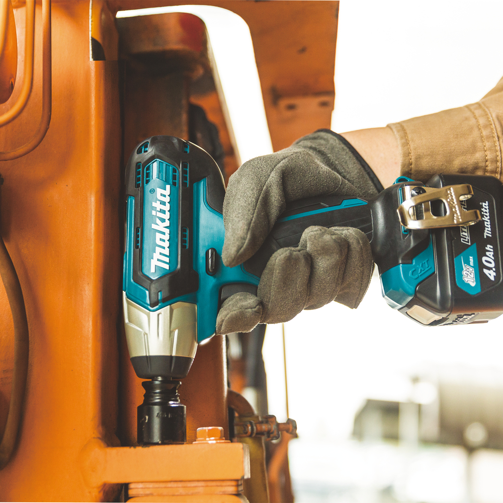 Гайковерт ударный аккумуляторный Makita TW140DZ CXT 10.8В, 3/8\", 140 Нм, 0 – 2600 об/мин, без акб и ЗУ