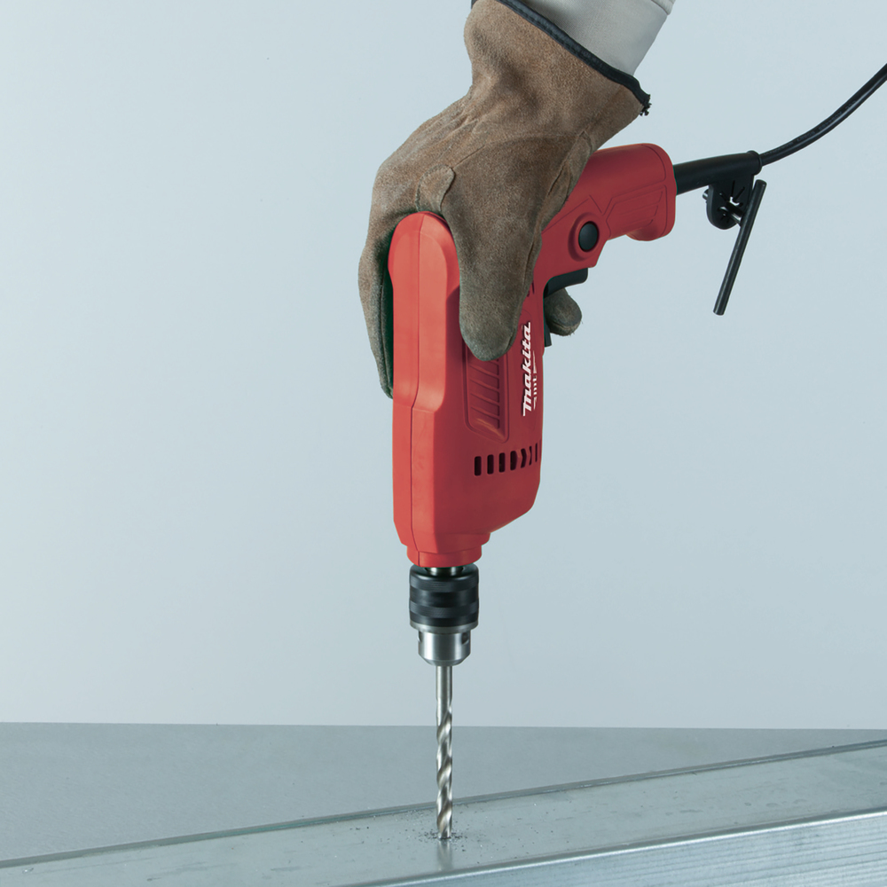 Дрель электрическая Makita M0600 350 Вт, ЗВП-10 мм, 0-3000 об\м