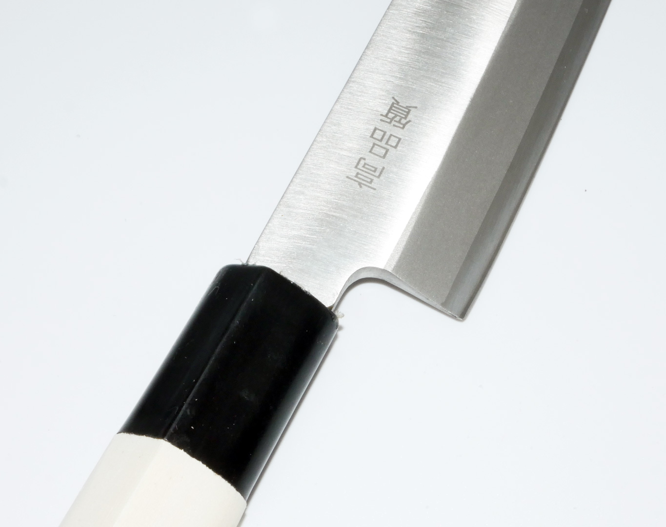 Нож кухонный для суши и сашими 30см Masahiro