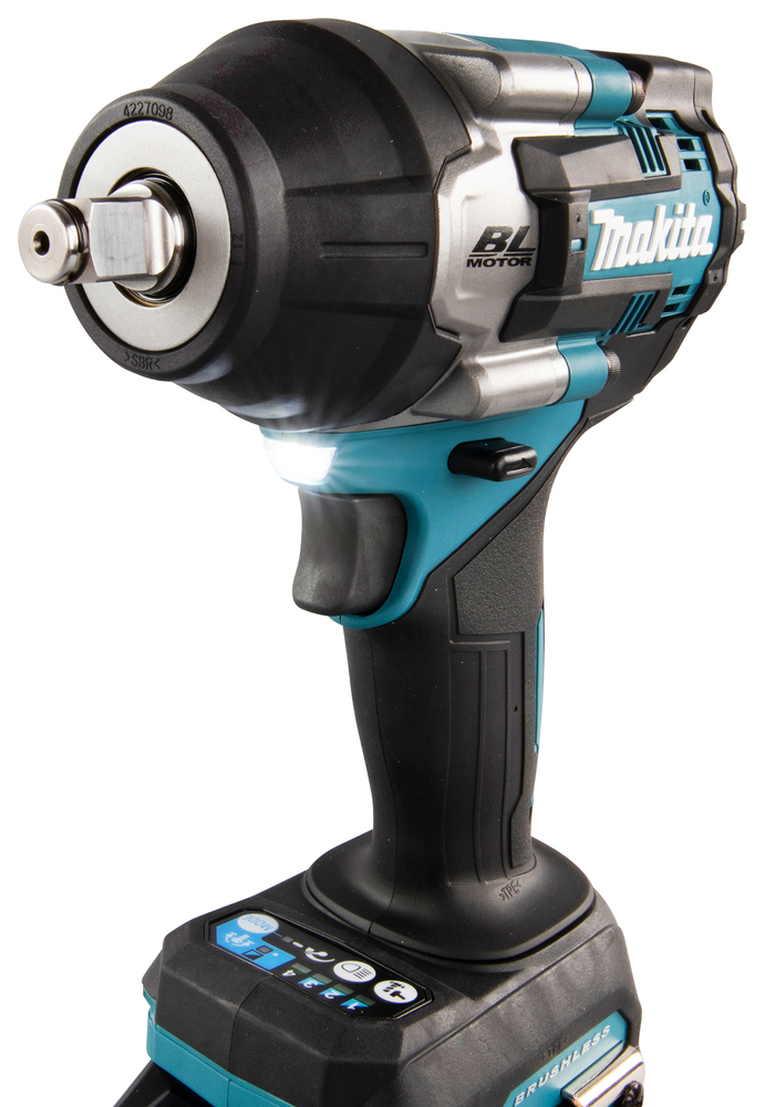 Гайковерт ударный аккумуляторный Makita TW007GD201 XGT 40В, 2х2.5 Ач, 1/2\", 750 Нм, 0 – 2300 об/мин