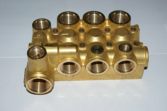 51120141 Головка насоса WW 90 OT. V.INT. D15 Mitho, Universe (MFVR18931)