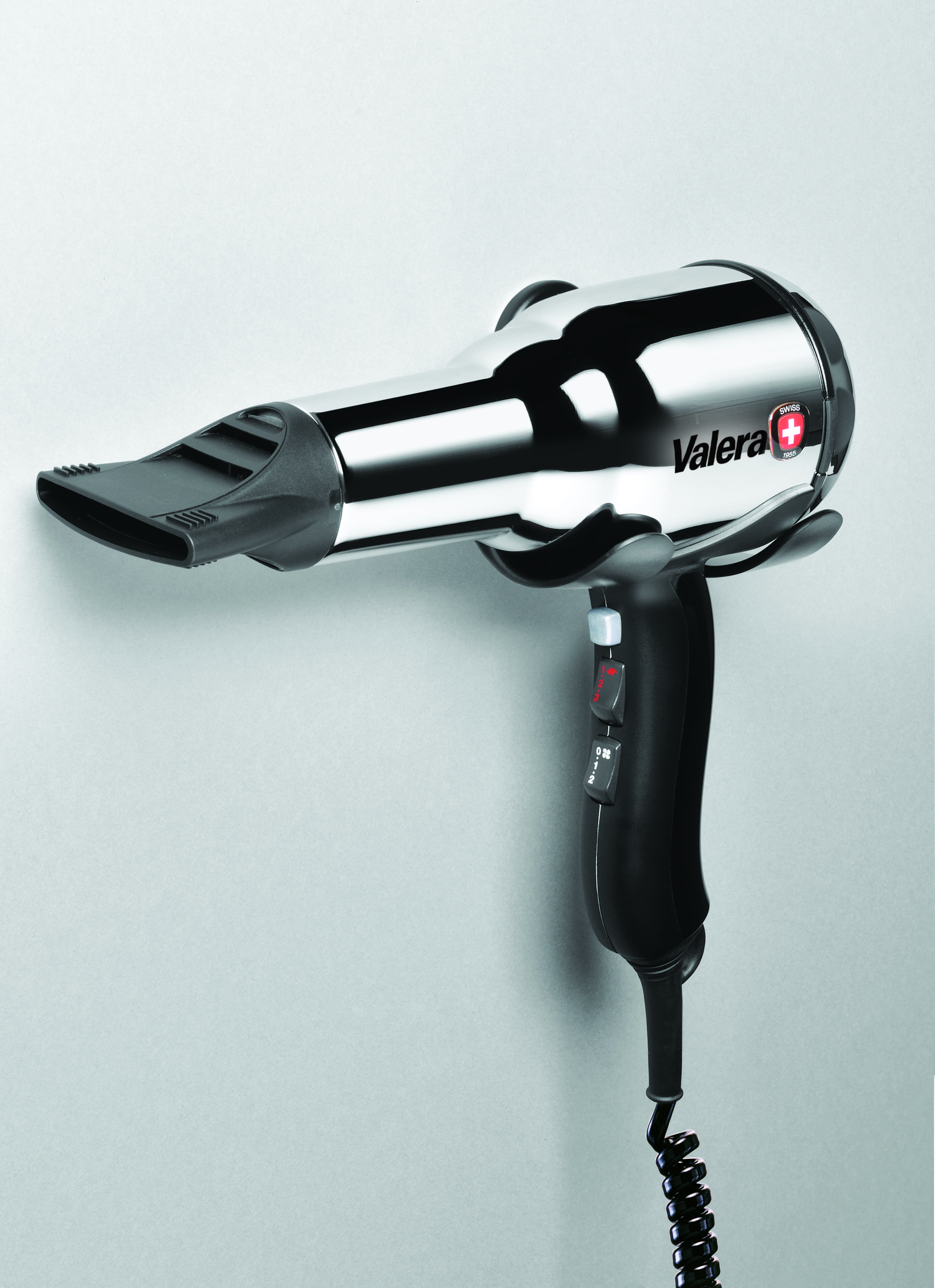 Профессиональный фен Valera Swiss METAL-MASTER 1200 "Light" Push 584.03/P