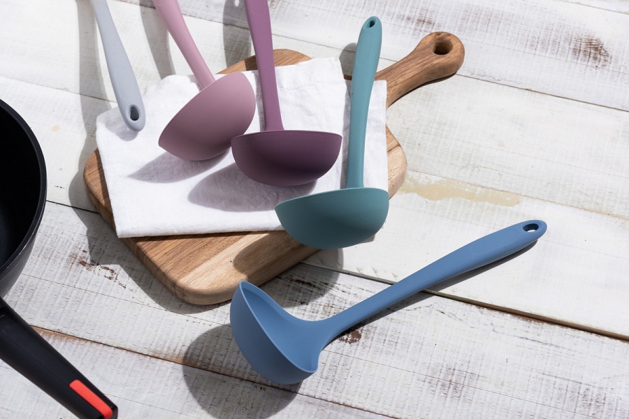 Силиконовый половник KF Pastel