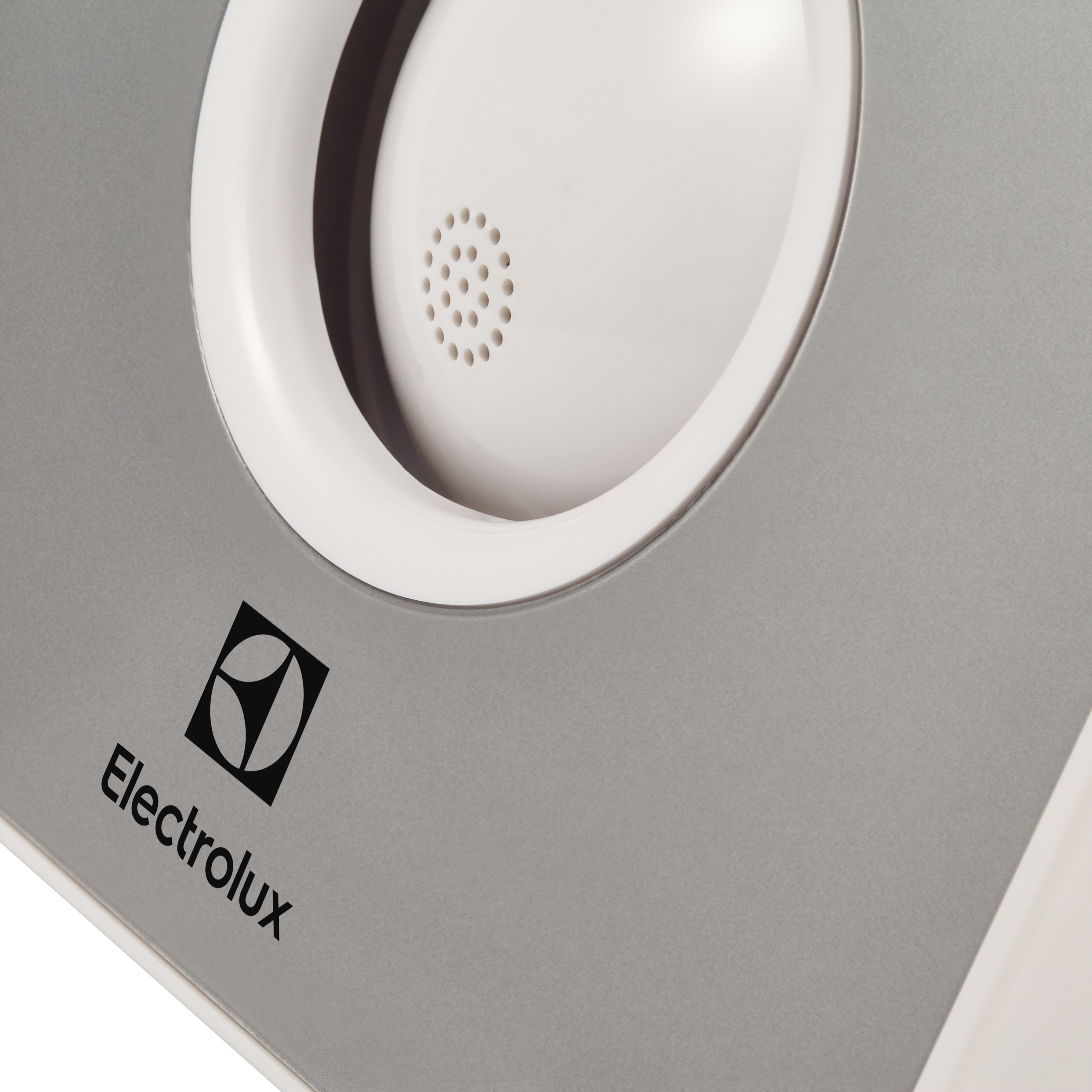 Вентилятор вытяжной Electrolux серии Rainbow EAFR-100 silver