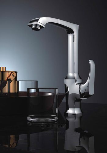 СМЕСИТЕЛЬ ДЛЯ КУХНИ LEDEME L4042