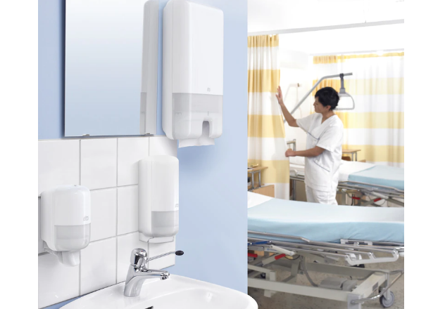 561000 Tork мини-диспенсер для жидкого мыла