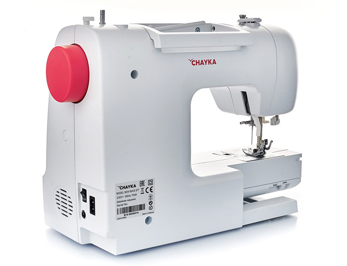 Компьютерная швейная машина CHAYKA NEW WAVE 977