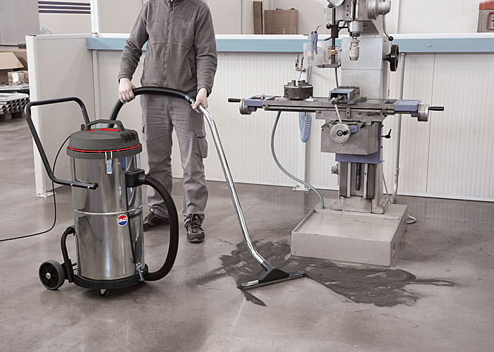 Пылесос для сухой и влажной уборки GREEN 440