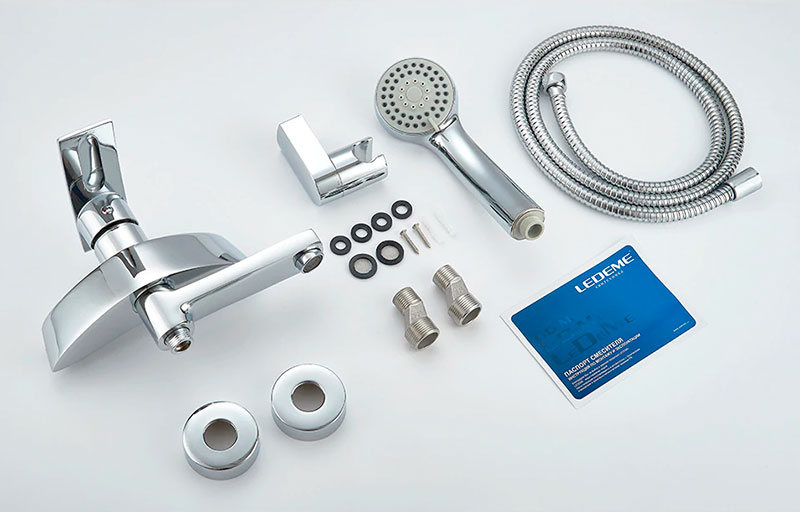 СМЕСИТЕЛЬ ДЛЯ ВАННЫ И ДУША LEDEME L3170, КОРОТКИЙ ИЗЛИВ