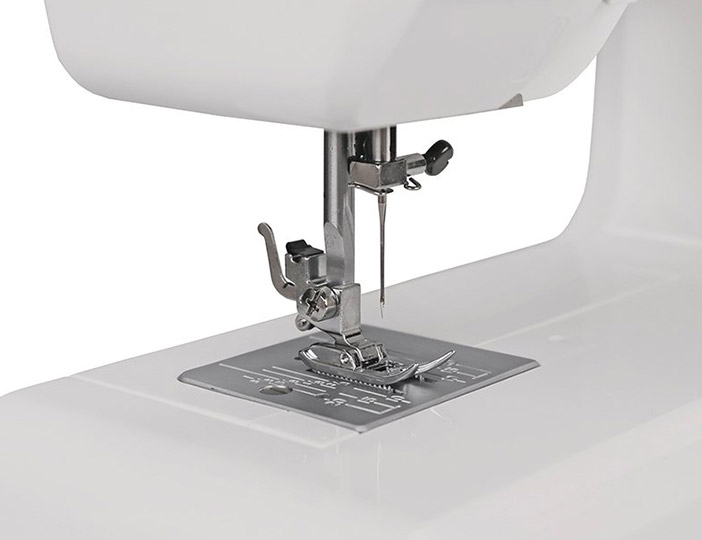 Электромеханическая швейная машина Janome VS 50