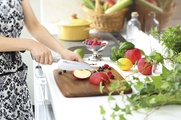 Нож кухонный Сантоку 14 см, Kasumi Diacross