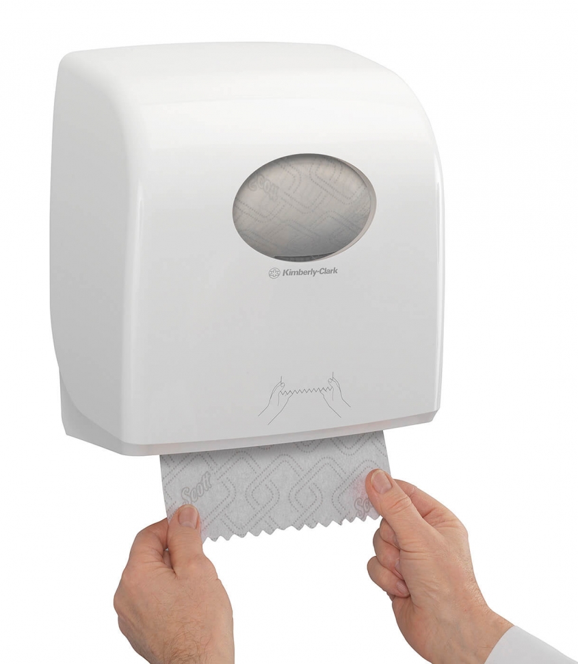 Бумажные полотенца в рулонах Kimberly-Clark Scott Essential Slimroll 6695, однослойные