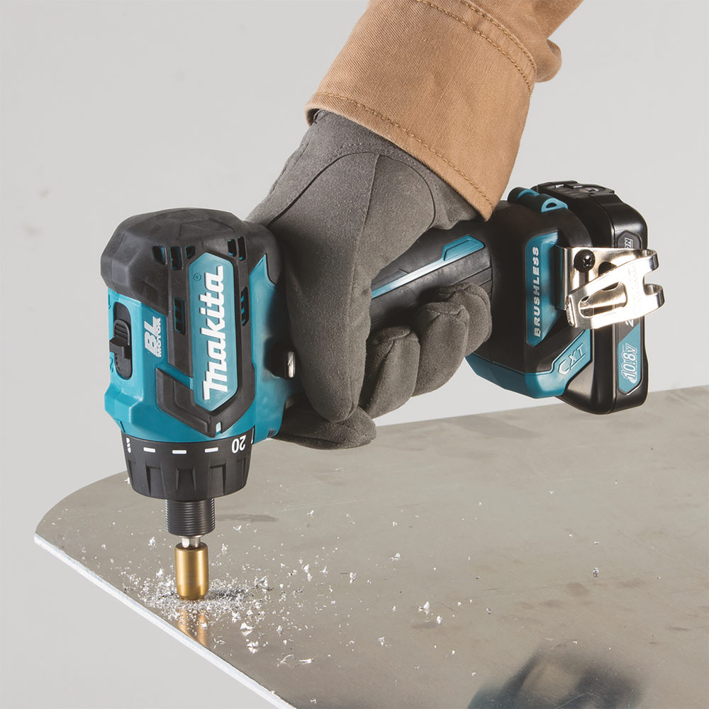 Дрель-шуруповерт аккумуляторная Makita DF032DZ CXT 10.8В, 35 Нм, 1500 об/мин, без акб и ЗУ
