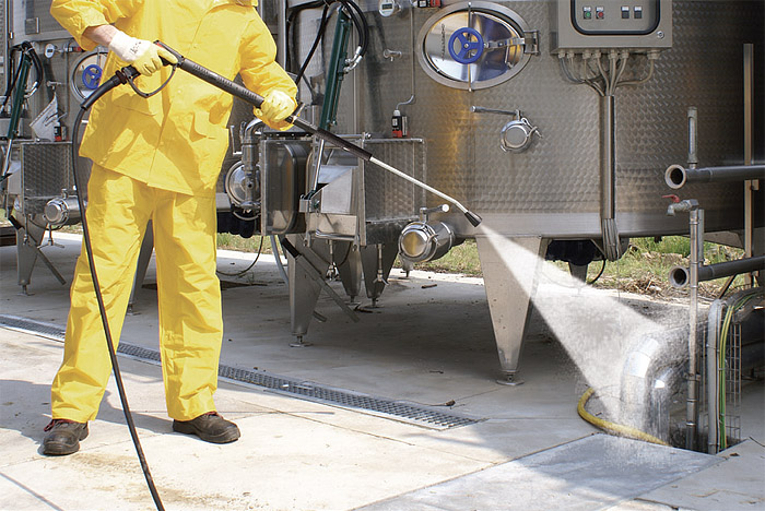 Мойка высокого давления без подогрева воды с бензиновым двигателем MAGNUM 500/15-4S