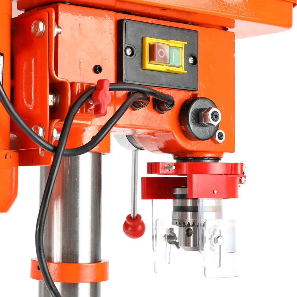 Станок сверлильный PATRIOT SD 600, 550 Вт. скорости 12, сверло 16 мм, тиски в комплекте.