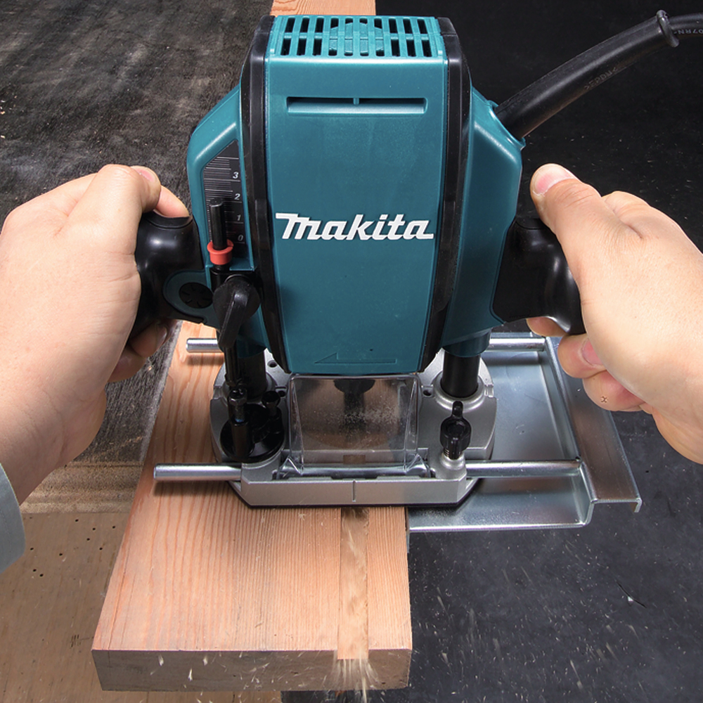 Фрезер электрический Makita RP0900 900 Вт, 8 мм, 27000 об/мин