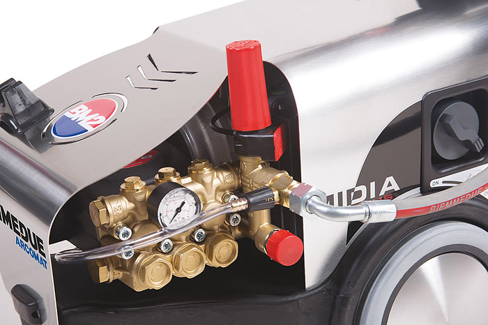 Мойка высокого давления без подогрева воды MIDIA 200/15 TS