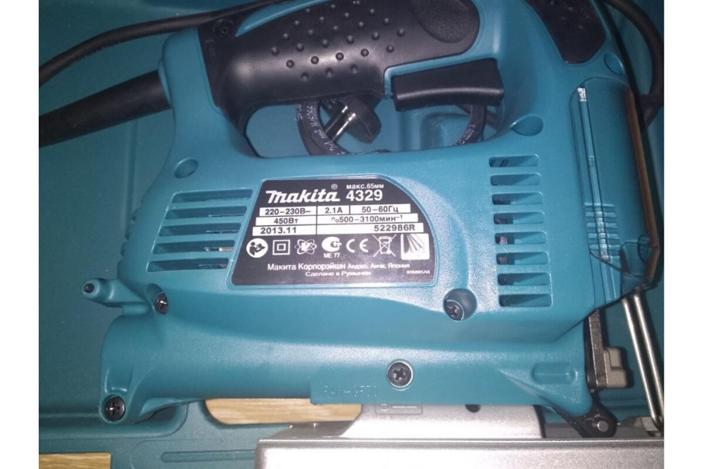 Лобзик электрический Makita 4329KX1 450 Вт, 65 мм, 500-3100 об/мин, набор A-86898