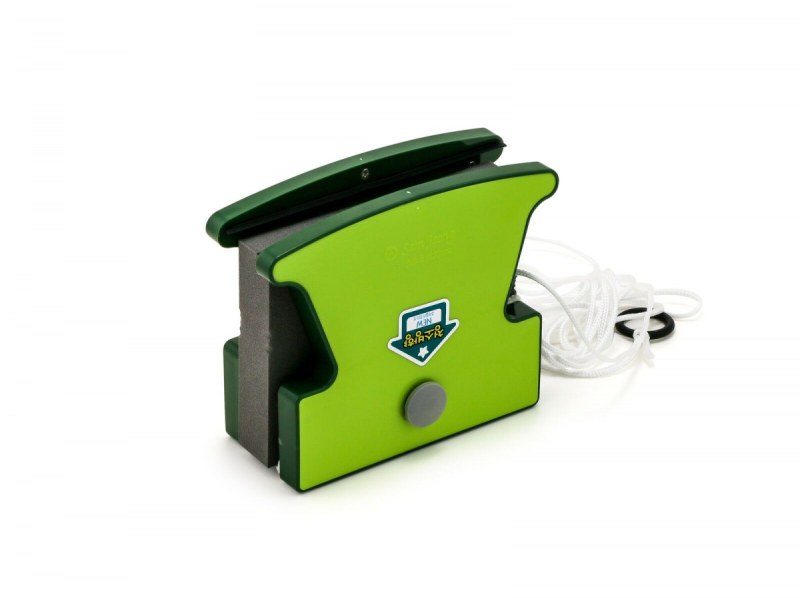 Магнитный очиститель стекол