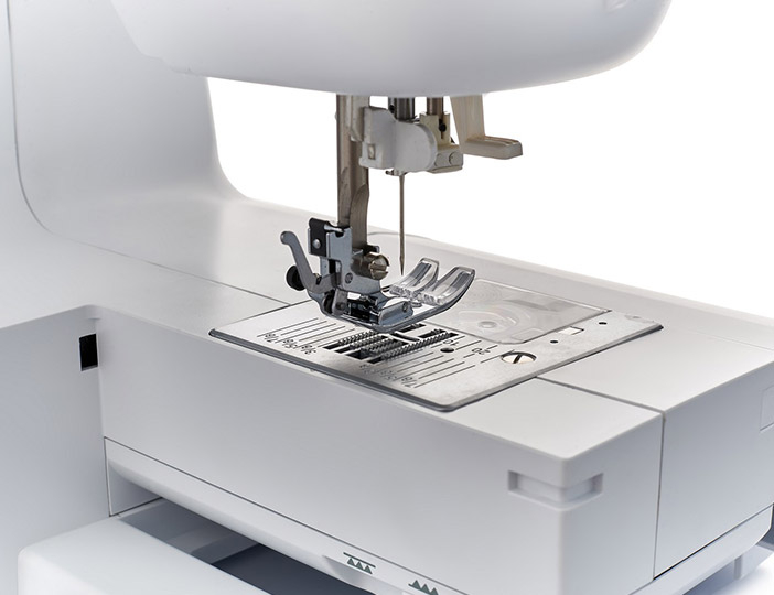 Компьютерная швейная машина CHAYKA NEW WAVE 977