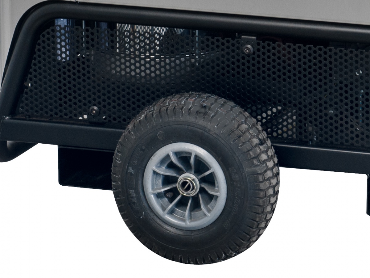 Мойка высокого давления с подогревом воды с дизельным двигателем COMBY 200/18D