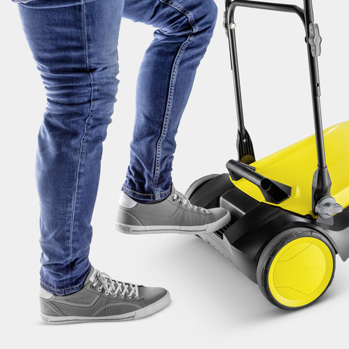 Подметальная машина Karcher S 4 Twin