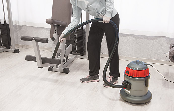 Пылесос для сухой и влажной уборки GREEN 315