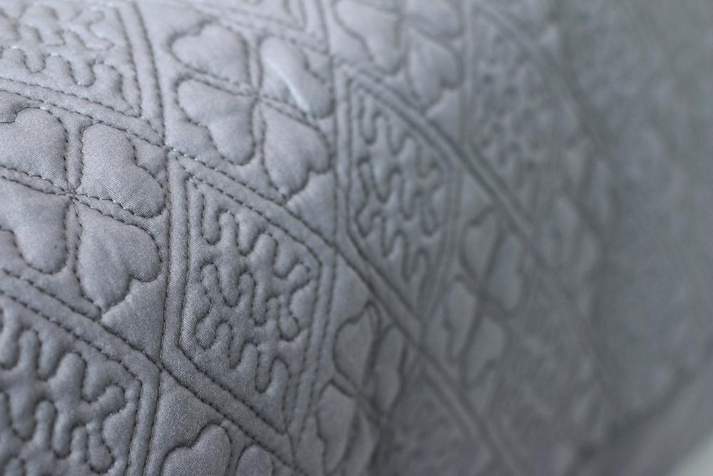 Простыня стеганая GOCHU Clover K 170*210 угольный