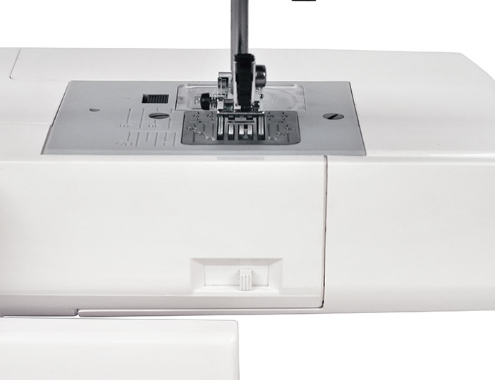 Компьютерная швейная машина Janome Clio 200