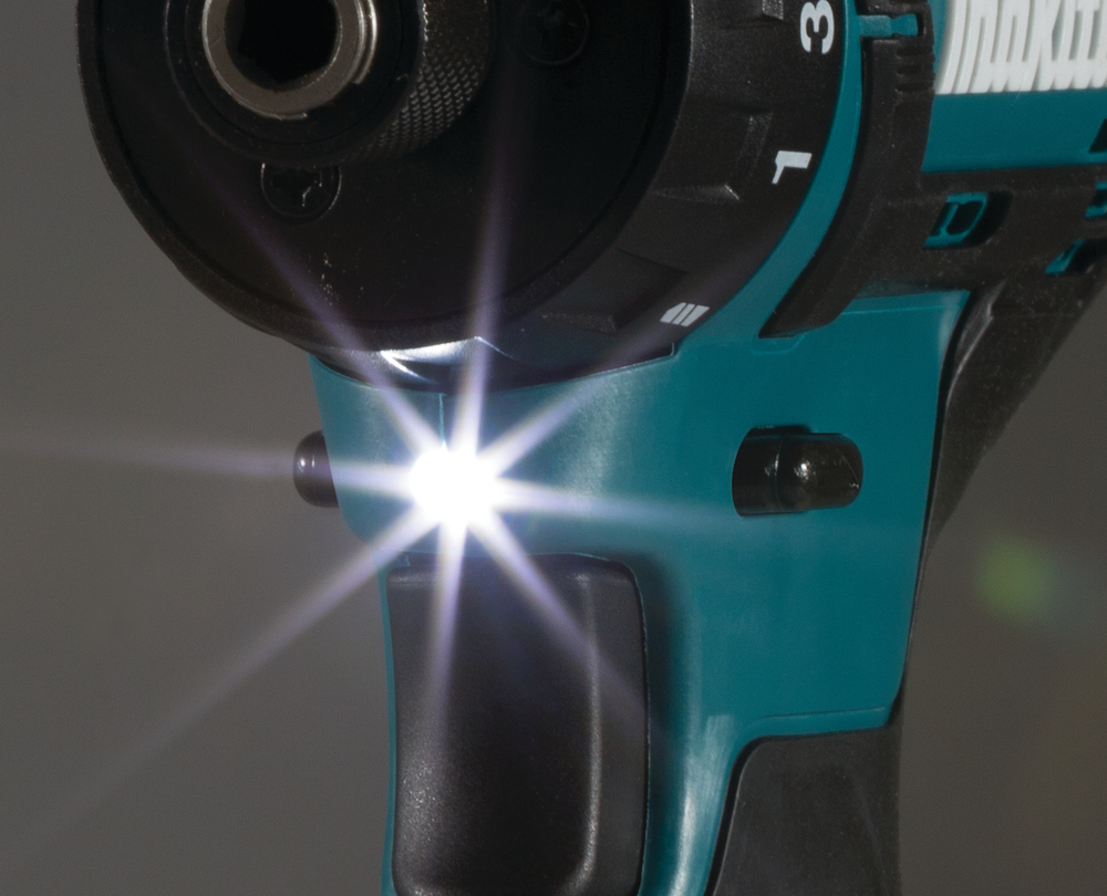 Дрель-шуруповерт аккумуляторная Makita DF033DZ CXT 12В, 30 Нм, 1700 об/мин, без акб и ЗУ
