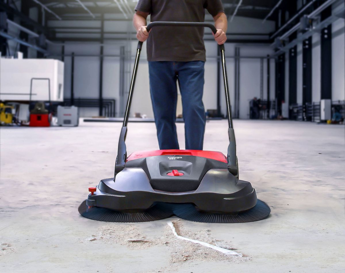 Подметально-уборочная машина Starmix Haaga 697 PROFI PLUS