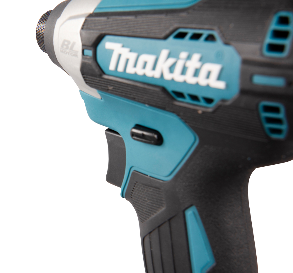 Шуруповерт ударный аккумуляторный Makita DTD157RTJ LXT 18В, 2х5.0 Ач, 140 Нм, 3000 об/мин
