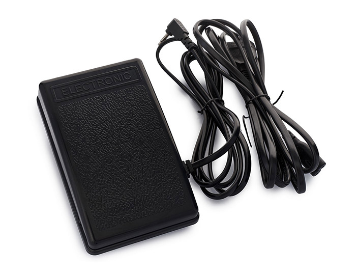 Электронная швейная машина CHAYKA NEW WAVE 4030