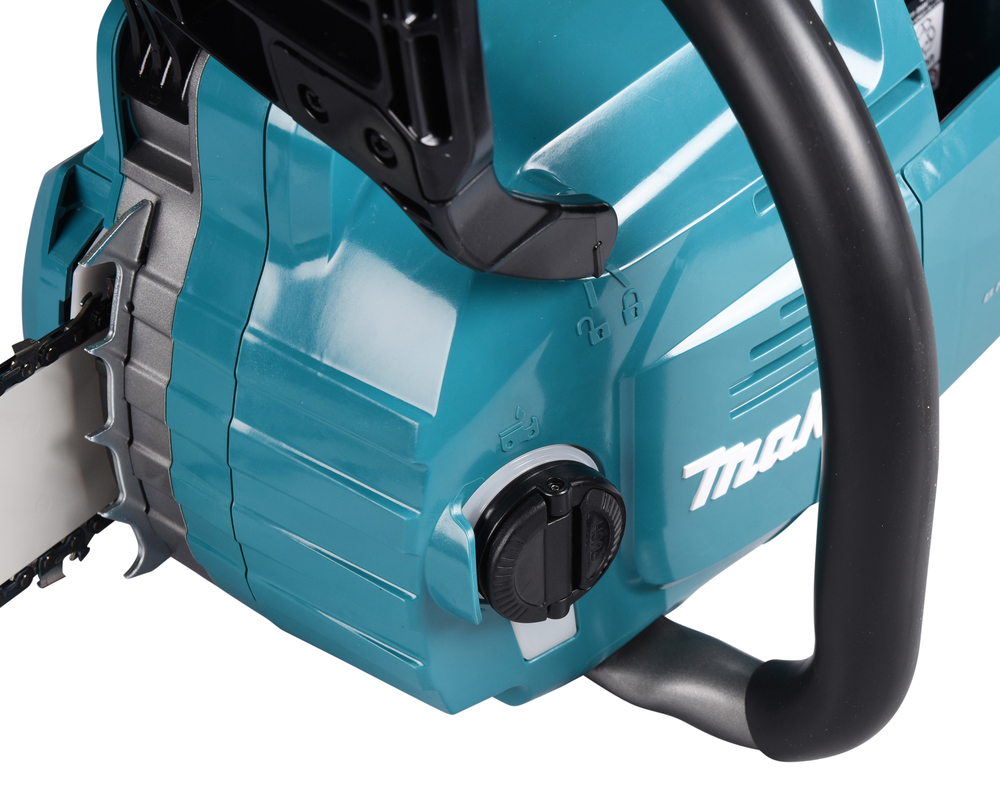 Пила цепная аккумуляторная Makita UC015GZ01 XGT 40v MAX, 1600 Вт, 14"/35 см, 3/8",1,3 мм, 25,5 м/с, безынстр., BL, WG, без акб и ЗУ