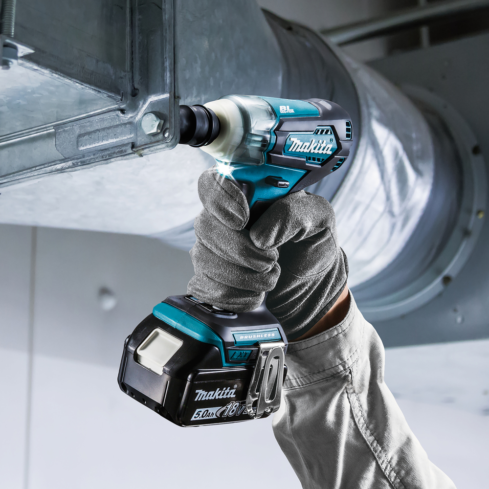 Гайковерт ударный аккумуляторный Makita DTW181Z LXT 18В, 1/2\", 210 Нм, 0 – 2400 об/мин, без акб и ЗУ