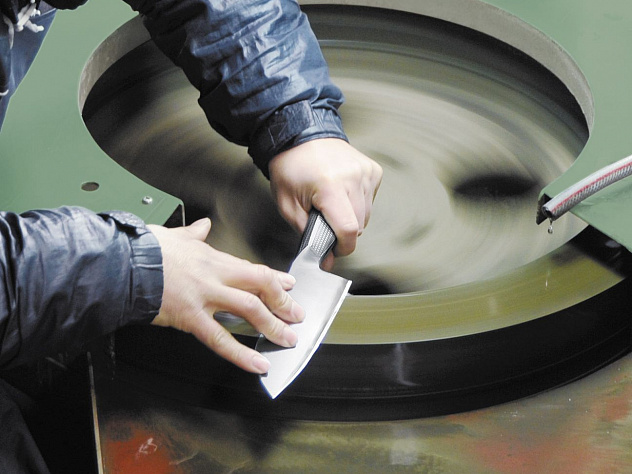 Нож кухонный Сантоку 16,5 см, Kasumi Diacross