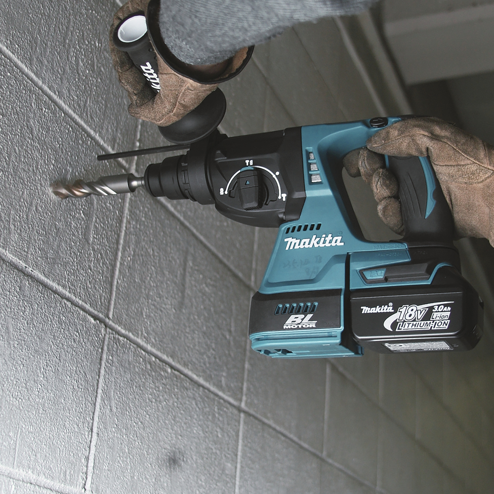 Перфоратор аккумуляторный Makita DHR242RT LXT 18В, 1х5.0 Ач, 24 мм, 2,0 Дж, SDS-PLUS