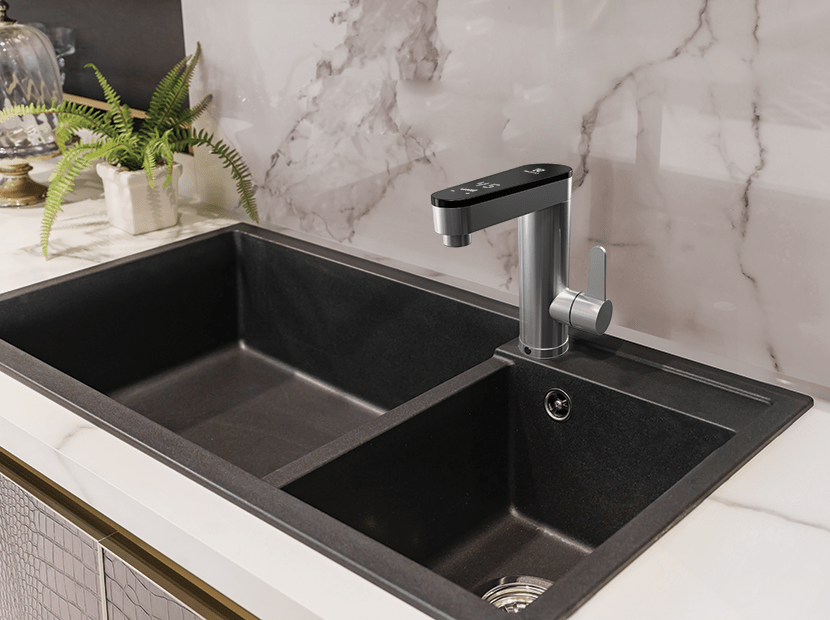 Водонагреватель проточный Electrolux Taptronic Prime