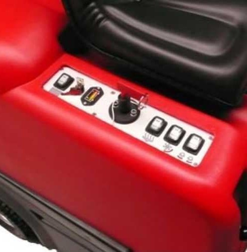 Автономная подметальная машина с местом для оператора CLEANFIX KS 1100