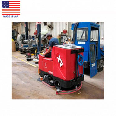 Поломоечно-подметальная машина с цилиндрической щеткой XR 40C