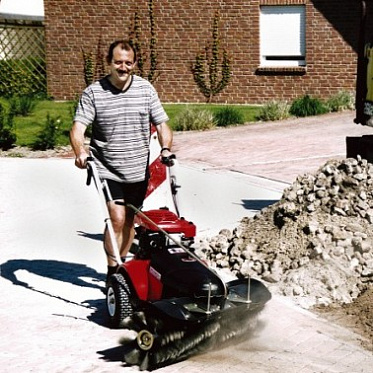 Всесезонная подметальная машина Tielbuerger TK58 HONDA