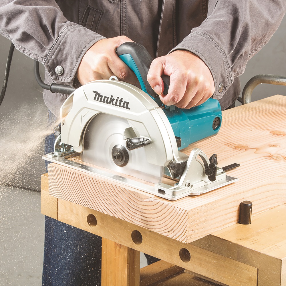 Пила дисковая циркулярная Makita HS7611K 1600 Вт, 190 мм, 5500 об/мин