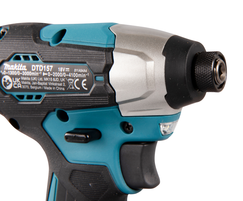 Шуруповерт ударный аккумуляторный Makita DTD157RTJ LXT 18В, 2х5.0 Ач, 140 Нм, 3000 об/мин
