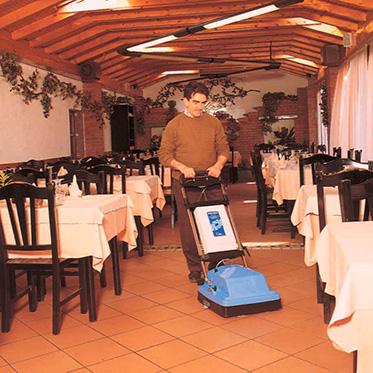 Компактная поломоечная машина Turbolava Maxi