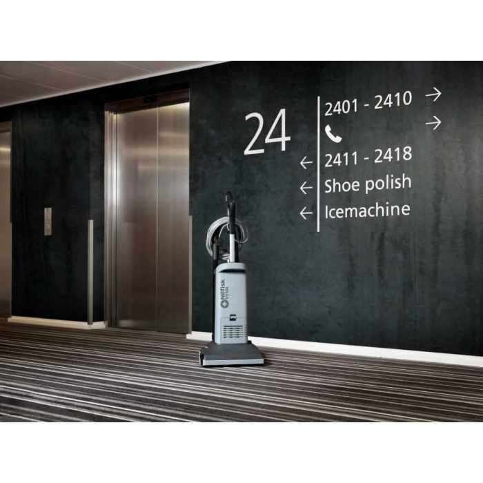 Вертикальный пылесос для сухой уборки Nilfisk VU500 15