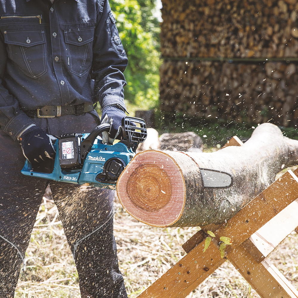 Пила цепная аккумуляторная Makita DUC353PT2 LXT BL 2х18В, 14"/35см, 3/8", 1,1мм, 20м/с, XPT, (2xBL1850B, DC18RD)