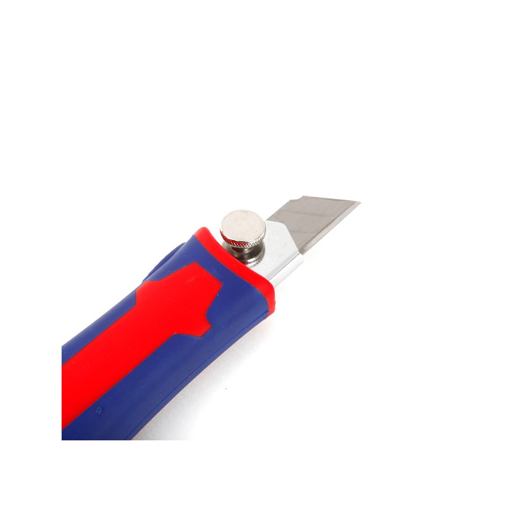 Нож  с автофиксацией 18 мм +5 лезвия, и автозагрузкой лезвий WORKPRO