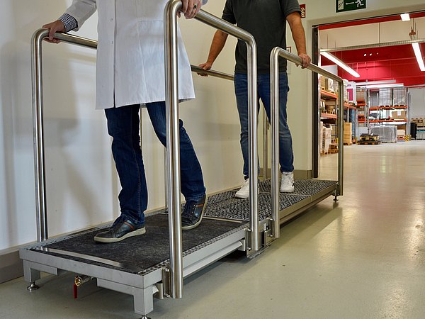 Мобильный механический санпропускник Stepgate 2 dryzone